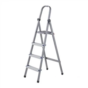 Scala a pioli in acciaio leggera